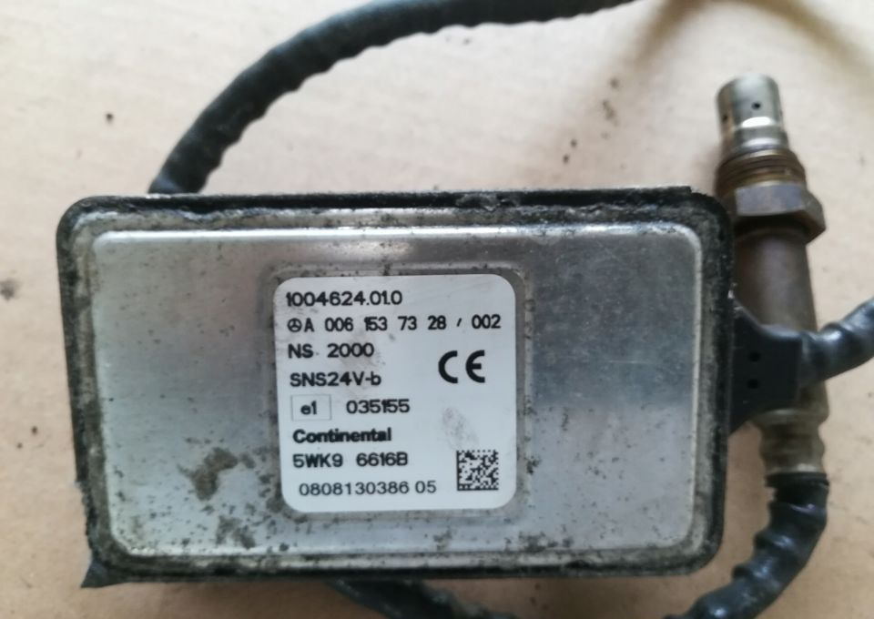 CZUJNIK NOX MERCEDES ACTROS 0061537328 - Sensor: bild 1 CZUJNIK NOX MERCEDES ACTROS 0061537328 - Sensor: bild 1