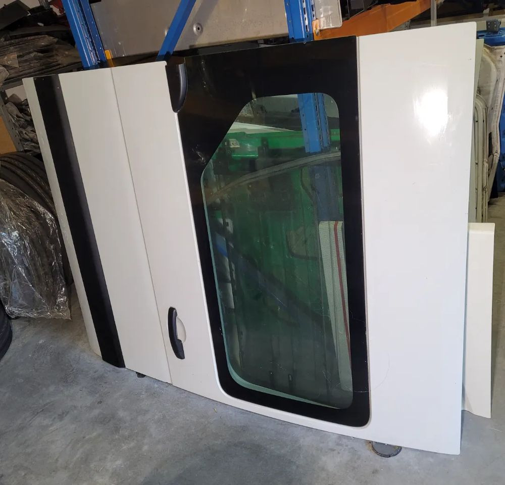 DRZWI RENAULT MASTER PRZESUWNE BOCZNE. - Dörr och reservdelar för Transportbil: bild 1 DRZWI RENAULT MASTER PRZESUWNE BOCZNE. - Dörr och reservdelar för Transportbil: bild 1