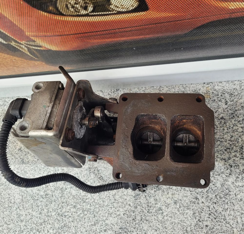 EGR MAN TGX EURO6 SPRAWNY CHWALIM116 - EGR-kylare för Lastbil: bild 4 EGR MAN TGX EURO6 SPRAWNY CHWALIM116 - EGR-kylare för Lastbil: bild 4