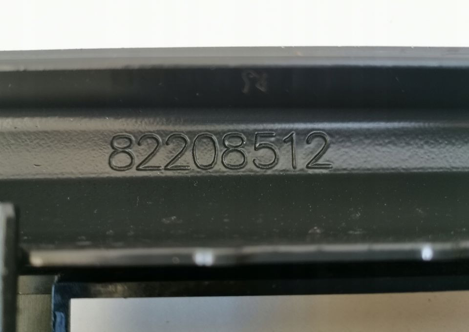 GRILL ATRAPA ŁAWKA VOLVO FH4 82208512 ORYGINAŁ - Galler för Lastbil: bild 5 GRILL ATRAPA ŁAWKA VOLVO FH4 82208512 ORYGINAŁ - Galler för Lastbil: bild 5