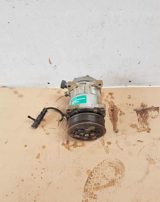 KOMPRESORA KLIMATYZACJA MAN TGS TGX EURO6 - A/C kompressor för Lastbil: bild 1 KOMPRESORA KLIMATYZACJA MAN TGS TGX EURO6 - A/C kompressor för Lastbil: bild 1