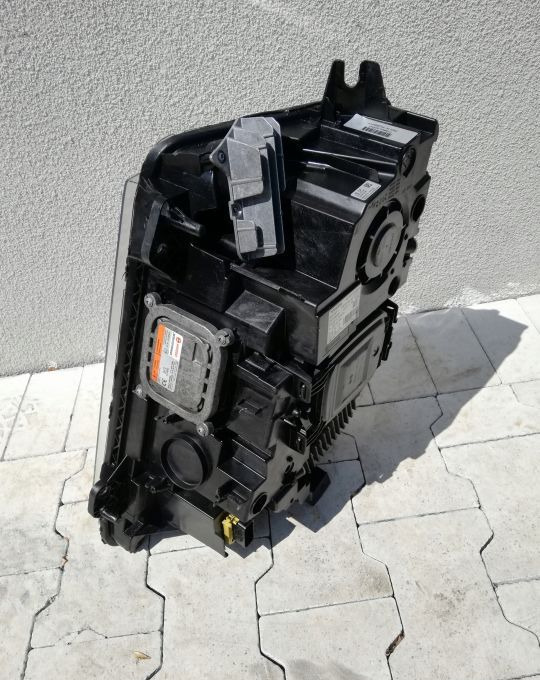 LAMPA XENON VOLVO FH4 FH 4 FM RH ORYGINAŁ - Strålkastare för Lastbil: bild 4 LAMPA XENON VOLVO FH4 FH 4 FM RH ORYGINAŁ - Strålkastare för Lastbil: bild 4