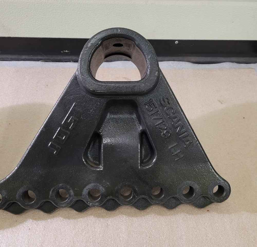 ŁAPY MOCOWANIE SIODŁA JOST SCANIA 1517128 1517129 - Vändskivekoppling för Lastbil: bild 2 ŁAPY MOCOWANIE SIODŁA JOST SCANIA 1517128 1517129 - Vändskivekoppling för Lastbil: bild 2