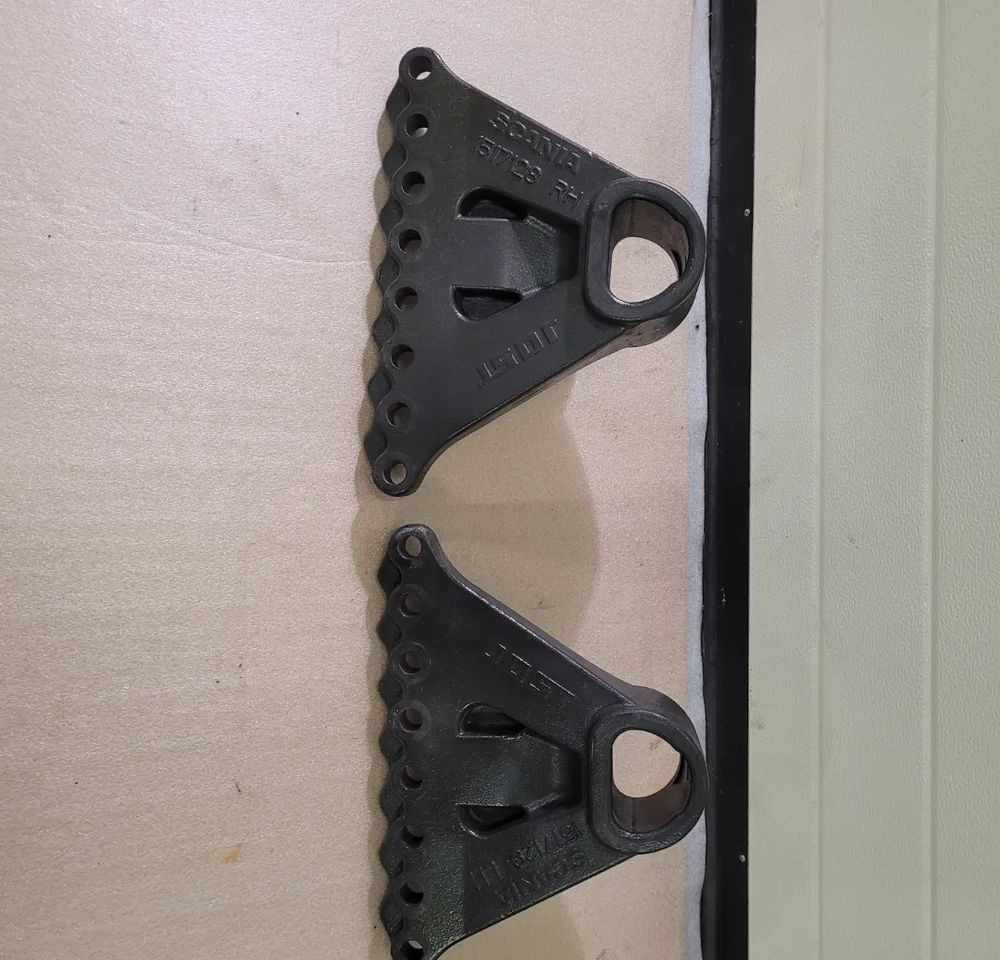 ŁAPY MOCOWANIE SIODŁA JOST SCANIA 1517128 1517129 - Vändskivekoppling för Lastbil: bild 1 ŁAPY MOCOWANIE SIODŁA JOST SCANIA 1517128 1517129 - Vändskivekoppling för Lastbil: bild 1