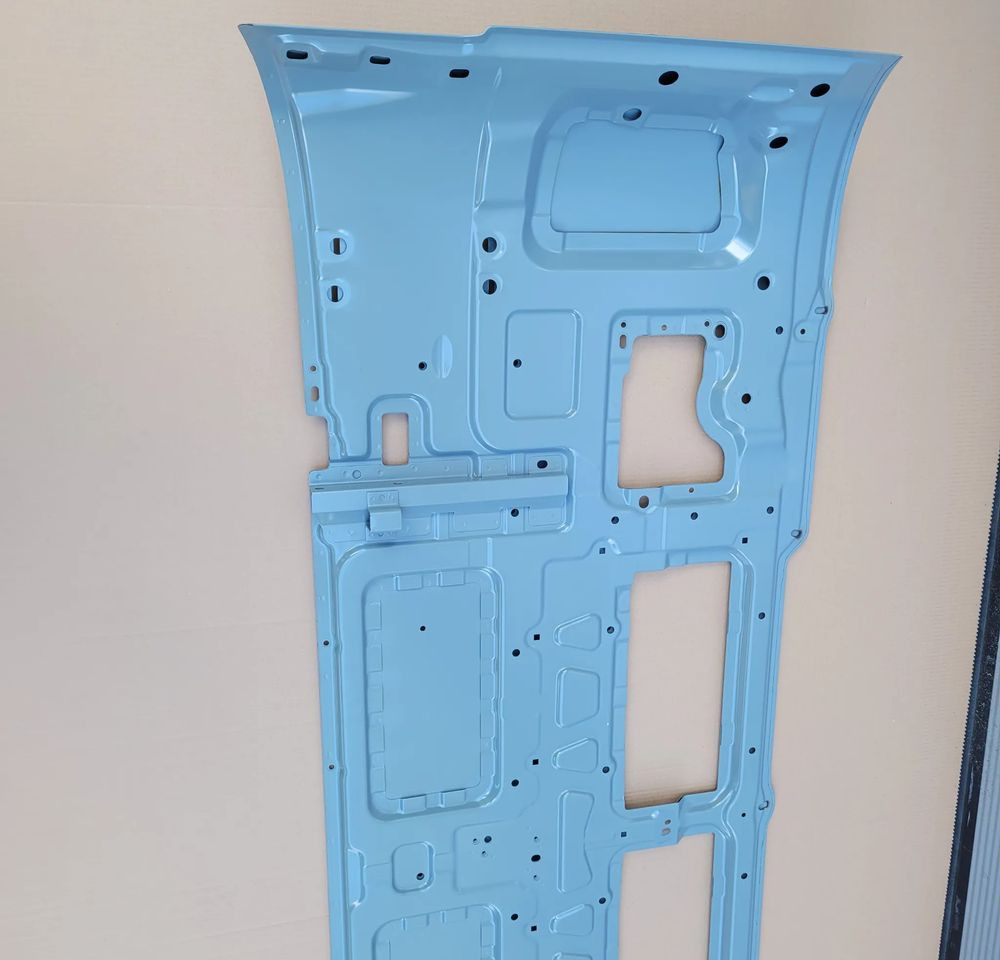 MASKA ATRAPA VOLVO FH4 NOWY ORYGINAŁ CHWALIM116 - Huv för Lastbil: bild 4 MASKA ATRAPA VOLVO FH4 NOWY ORYGINAŁ CHWALIM116 - Huv för Lastbil: bild 4