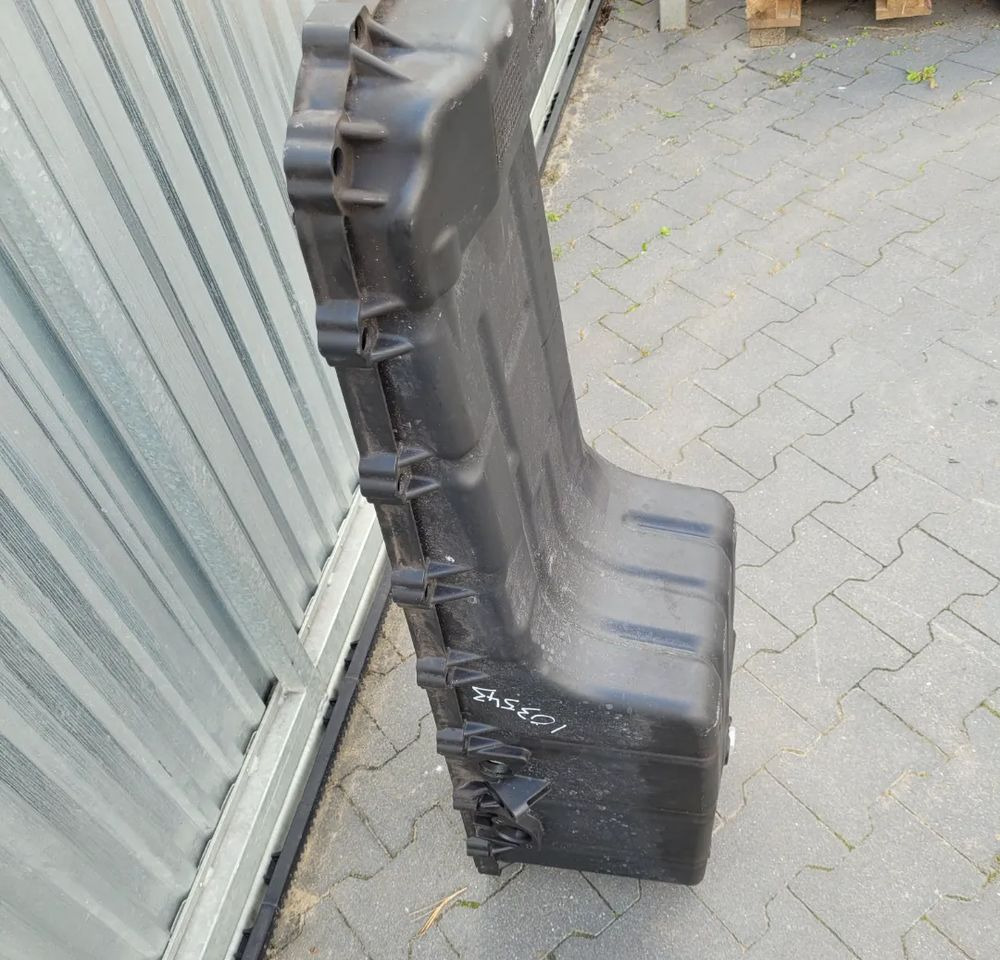 MISKA OLEJOWA RENAULT GAMA VOLVO FH 13 LITRÓW - Oljetråg för Lastbil: bild 2 MISKA OLEJOWA RENAULT GAMA VOLVO FH 13 LITRÓW - Oljetråg för Lastbil: bild 2