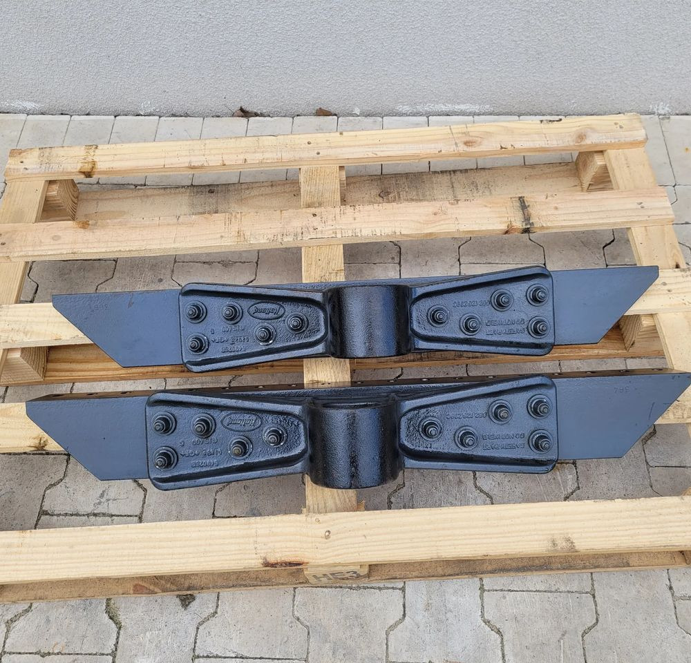 MOCOWANIE SIODŁA VOLVO FH RENAULT HOLAND - Vändskivekoppling för Lastbil: bild 1 MOCOWANIE SIODŁA VOLVO FH RENAULT HOLAND - Vändskivekoppling för Lastbil: bild 1