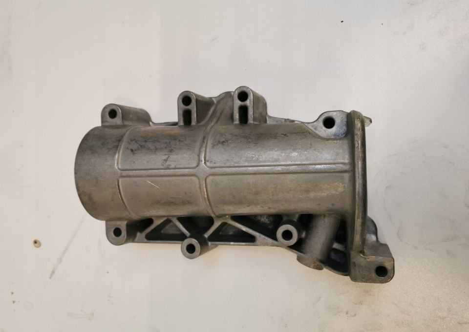 OBUDOWA FILTRA OLEJU VOLVO RENAULT 21426924 - Oljefilter för Lastbil: bild 1 OBUDOWA FILTRA OLEJU VOLVO RENAULT 21426924 - Oljefilter för Lastbil: bild 1