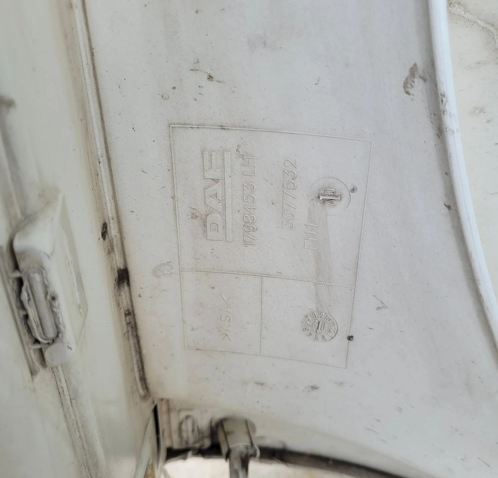 OKULAR POSZYCIE DAF XF 106 LIFT LH ORYGINAŁ - Karosseri och exteriör för Lastbil: bild 4 OKULAR POSZYCIE DAF XF 106 LIFT LH ORYGINAŁ - Karosseri och exteriör för Lastbil: bild 4