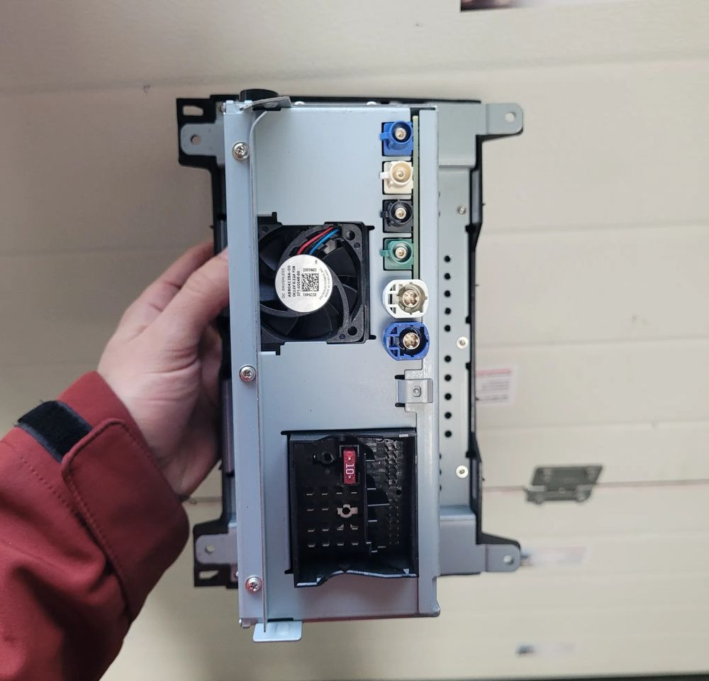 RADIO GARMIN MERCRDES VITO A4479008319 CHWALIM116 - Elektriskt system för Transportbil: bild 2 RADIO GARMIN MERCRDES VITO A4479008319 CHWALIM116 - Elektriskt system för Transportbil: bild 2