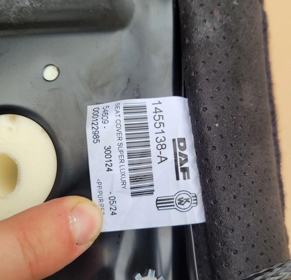 SIEDZISKO FOTELA DAF XF XG ORYGINAŁ CHWALIM116 - Säte för Lastbil: bild 3 SIEDZISKO FOTELA DAF XF XG ORYGINAŁ CHWALIM116 - Säte för Lastbil: bild 3