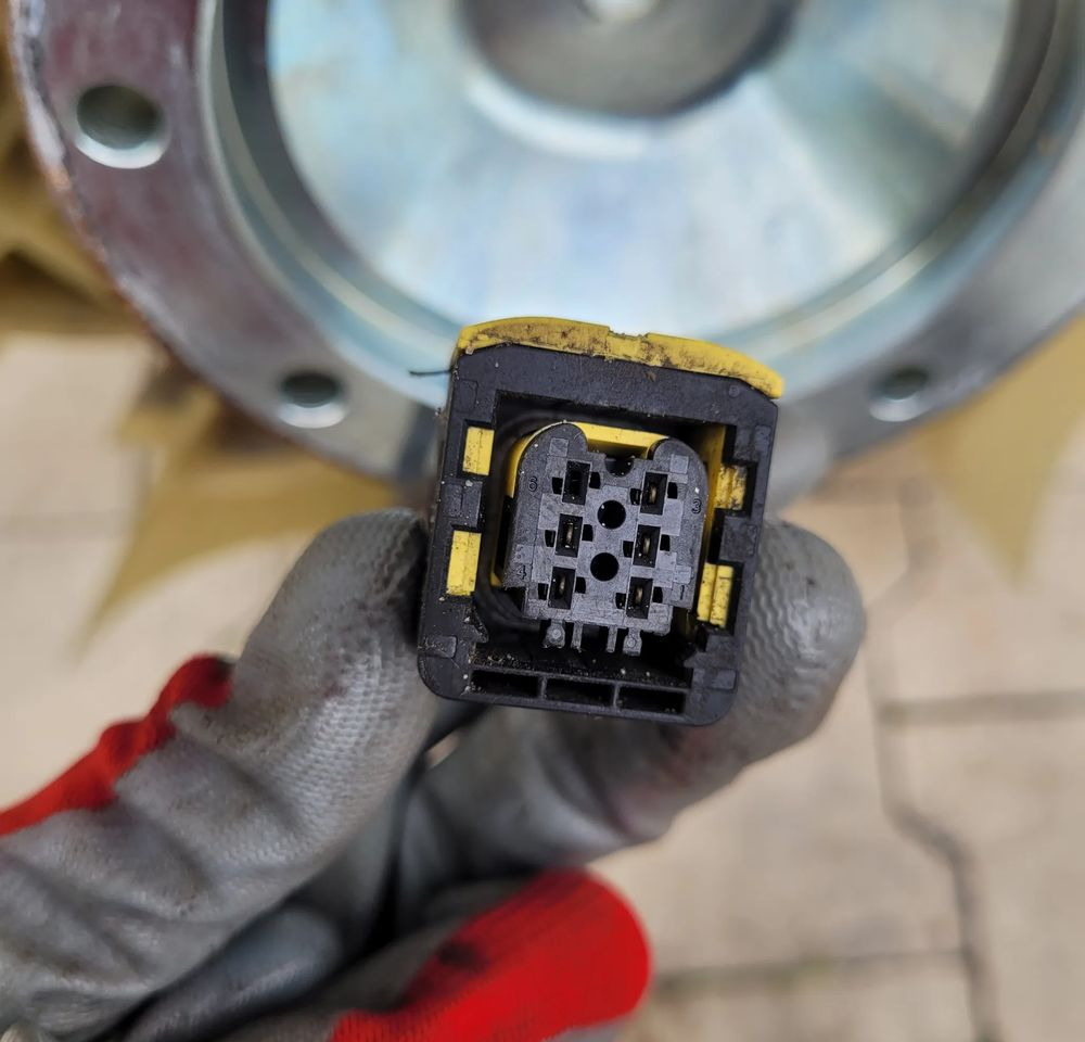 WISKO WENTYLATOR VOLVO FL OM 22866224 - Fläkt för Lastbil: bild 3 WISKO WENTYLATOR VOLVO FL OM 22866224 - Fläkt för Lastbil: bild 3