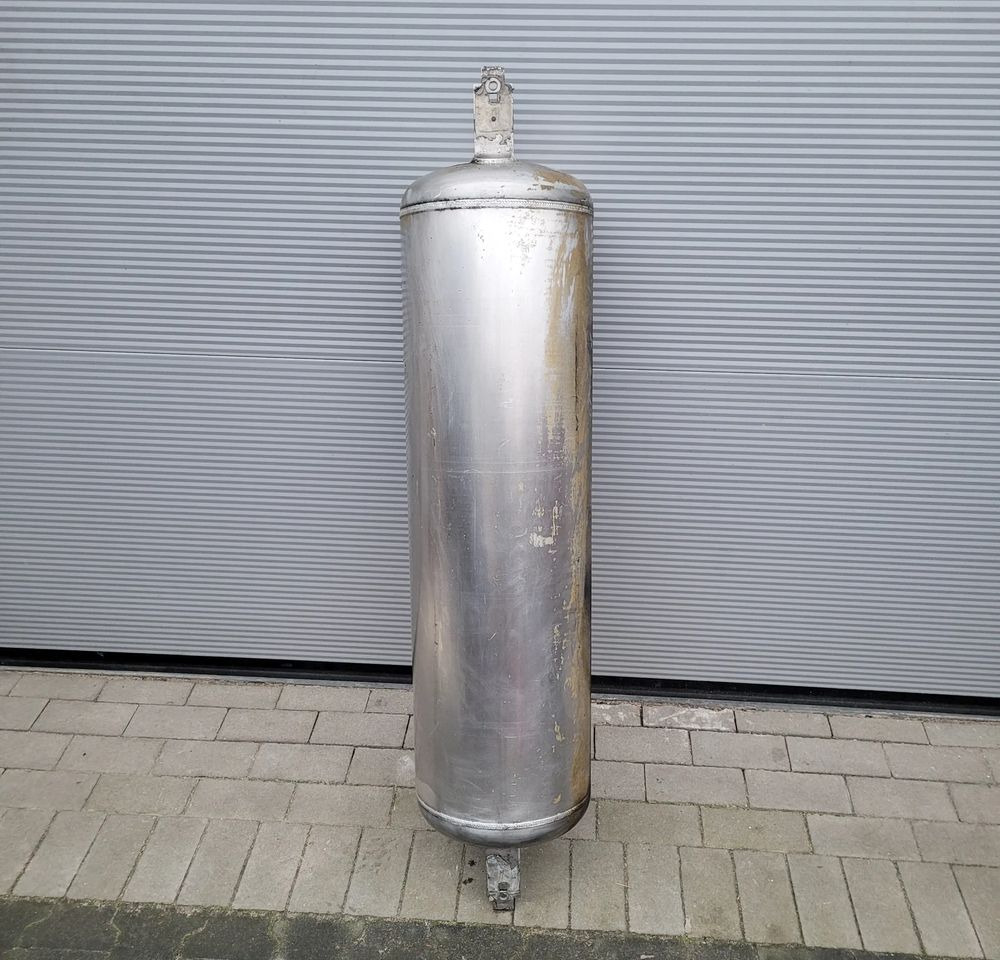 ZBIORNIK BUTLA POWIETRZA 80L SCHMITZ ALU CHWALIM116 - Bromsdelar för Lastbil: bild 1 ZBIORNIK BUTLA POWIETRZA 80L SCHMITZ ALU CHWALIM116 - Bromsdelar för Lastbil: bild 1