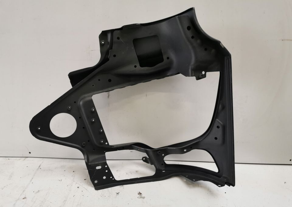 ZDARZAK NAROŻNIK MERCEDES ANTOS AROX METALOWY - Stötfångarhörn för Lastbil: bild 2 ZDARZAK NAROŻNIK MERCEDES ANTOS AROX METALOWY - Stötfångarhörn för Lastbil: bild 2