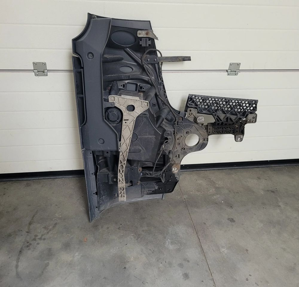 ZDERZAK MERCEDES ACTROS MP4 LEWY - Stötfångare för Lastbil: bild 5 ZDERZAK MERCEDES ACTROS MP4 LEWY - Stötfångare för Lastbil: bild 5