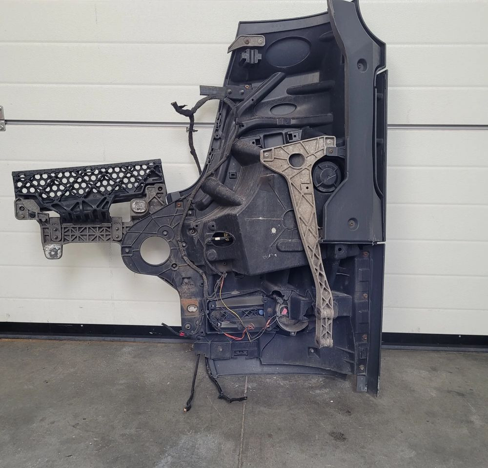 ZDERZAK MERCEDES ACTROS MP4 PRAWY - Stötfångare för Lastbil: bild 3 ZDERZAK MERCEDES ACTROS MP4 PRAWY - Stötfångare för Lastbil: bild 3