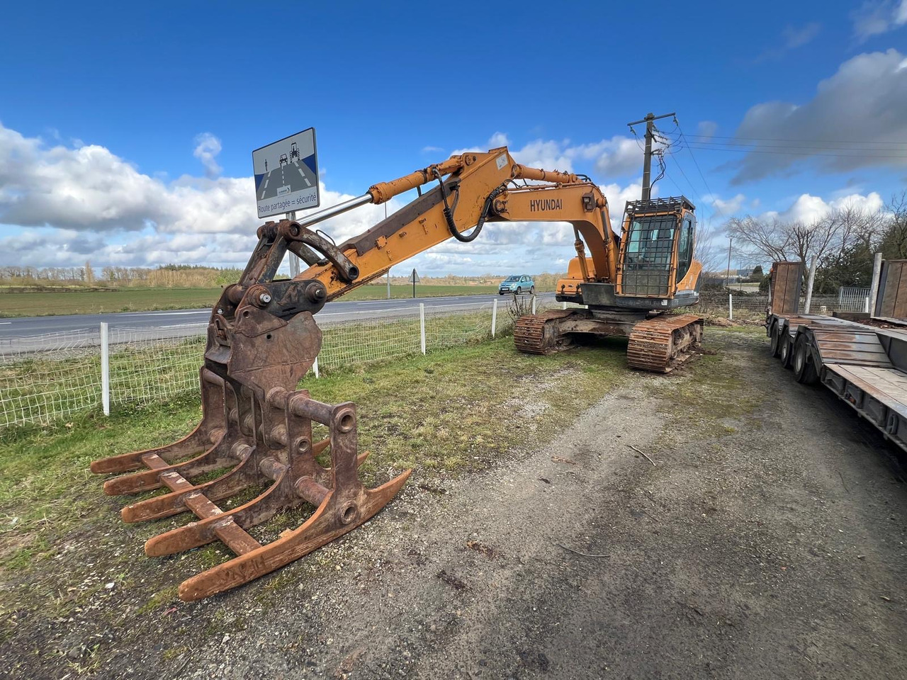 HYUNDAI ROBEX180L0-9 - Bandgrävare: bild 1 HYUNDAI ROBEX180L0-9 - Bandgrävare: bild 1