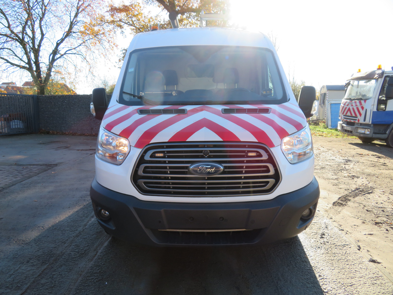 Ford Transit 2.0TDCi - L2H2 - Skåpbil: bild 2 Ford Transit 2.0TDCi - L2H2 - Skåpbil: bild 2