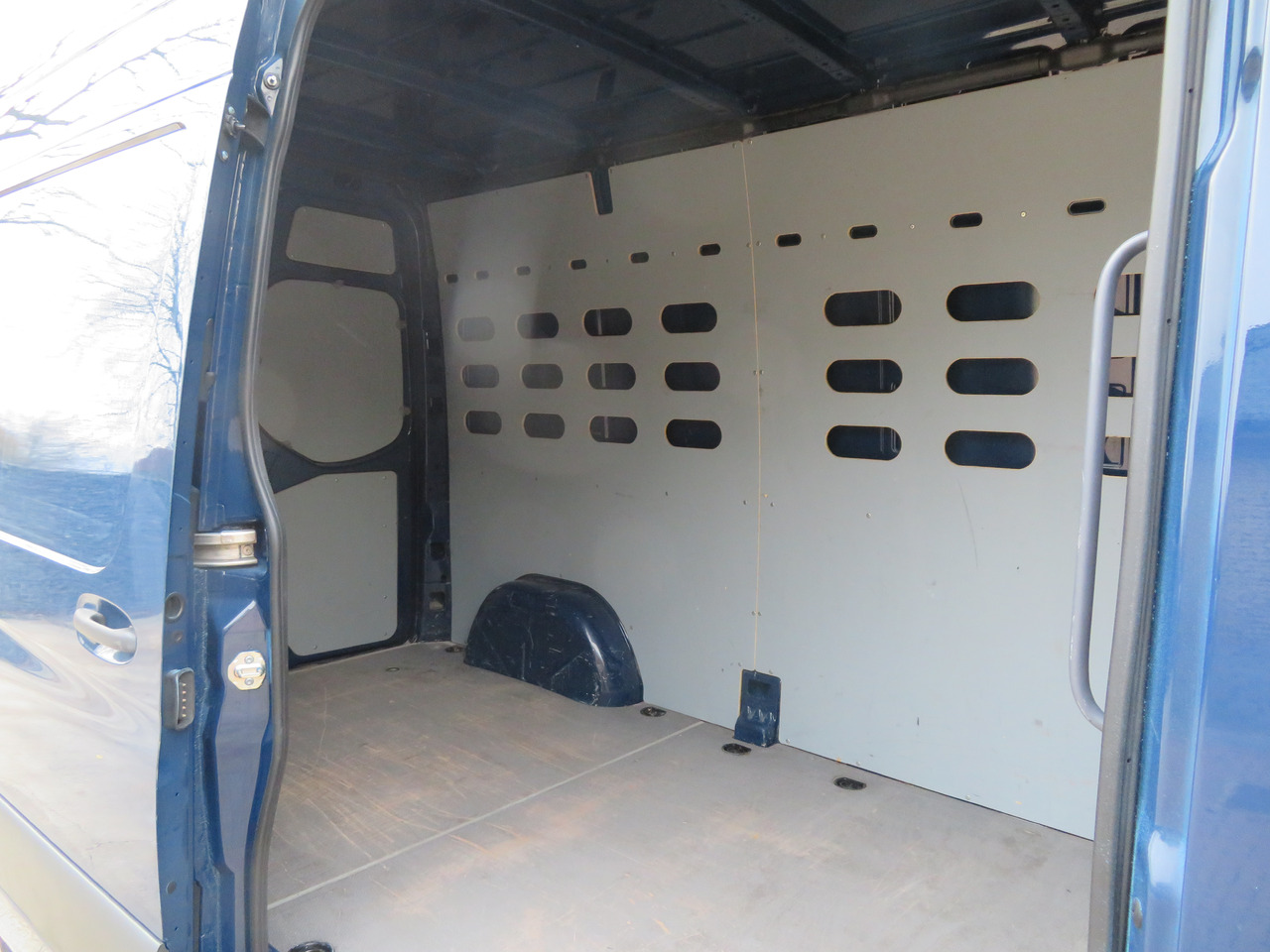 Små skåpbil Mercedes-Benz Sprinter 311CDi: bild 9