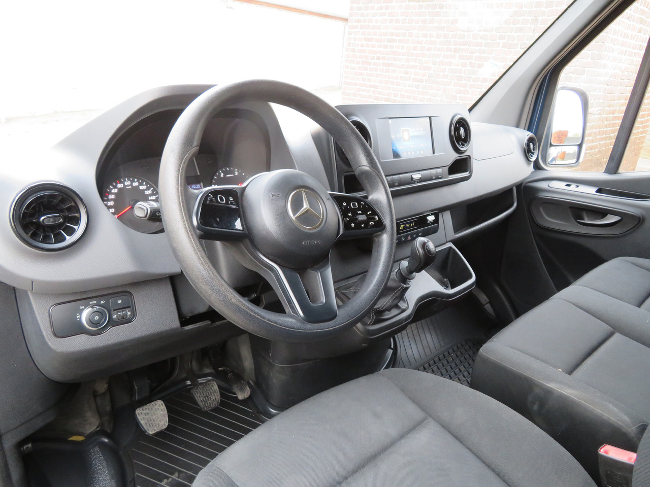 Små skåpbil Mercedes-Benz Sprinter 311CDi: bild 11