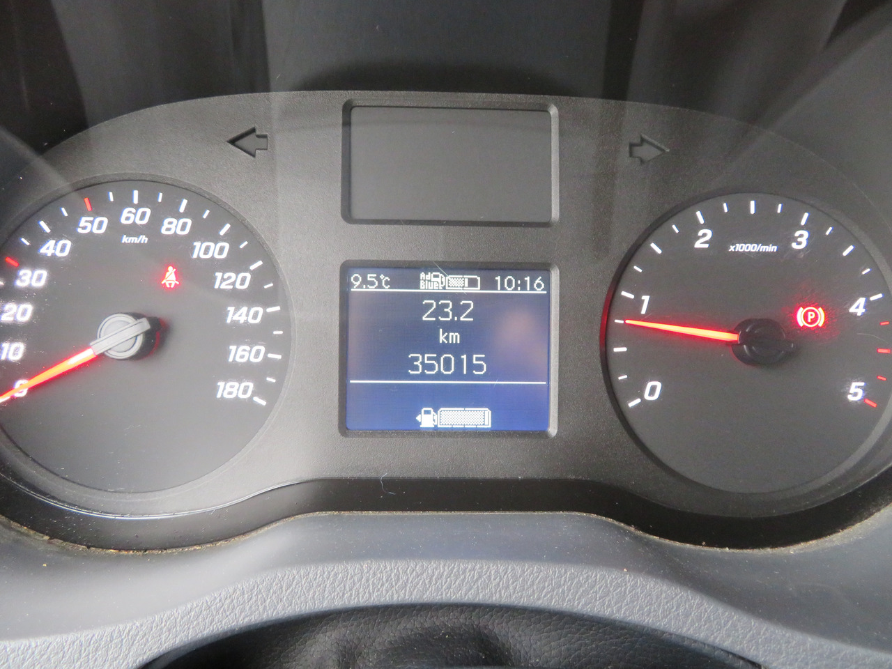 Små skåpbil Mercedes-Benz Sprinter 311CDi: bild 18