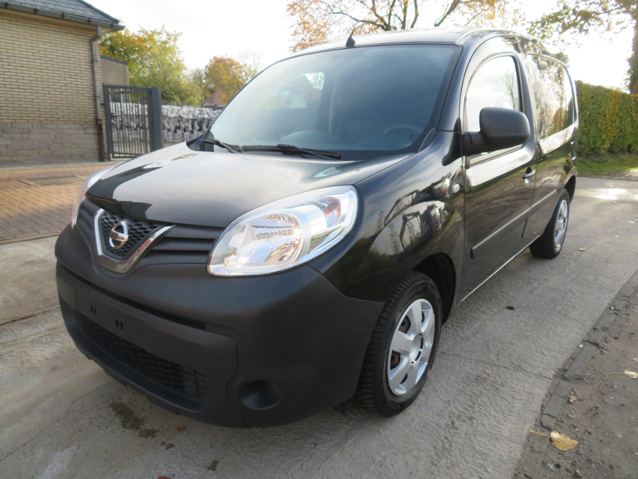 Nissan NV250 1.5dCi - Små skåpbil: bild 3 Nissan NV250 1.5dCi - Små skåpbil: bild 3