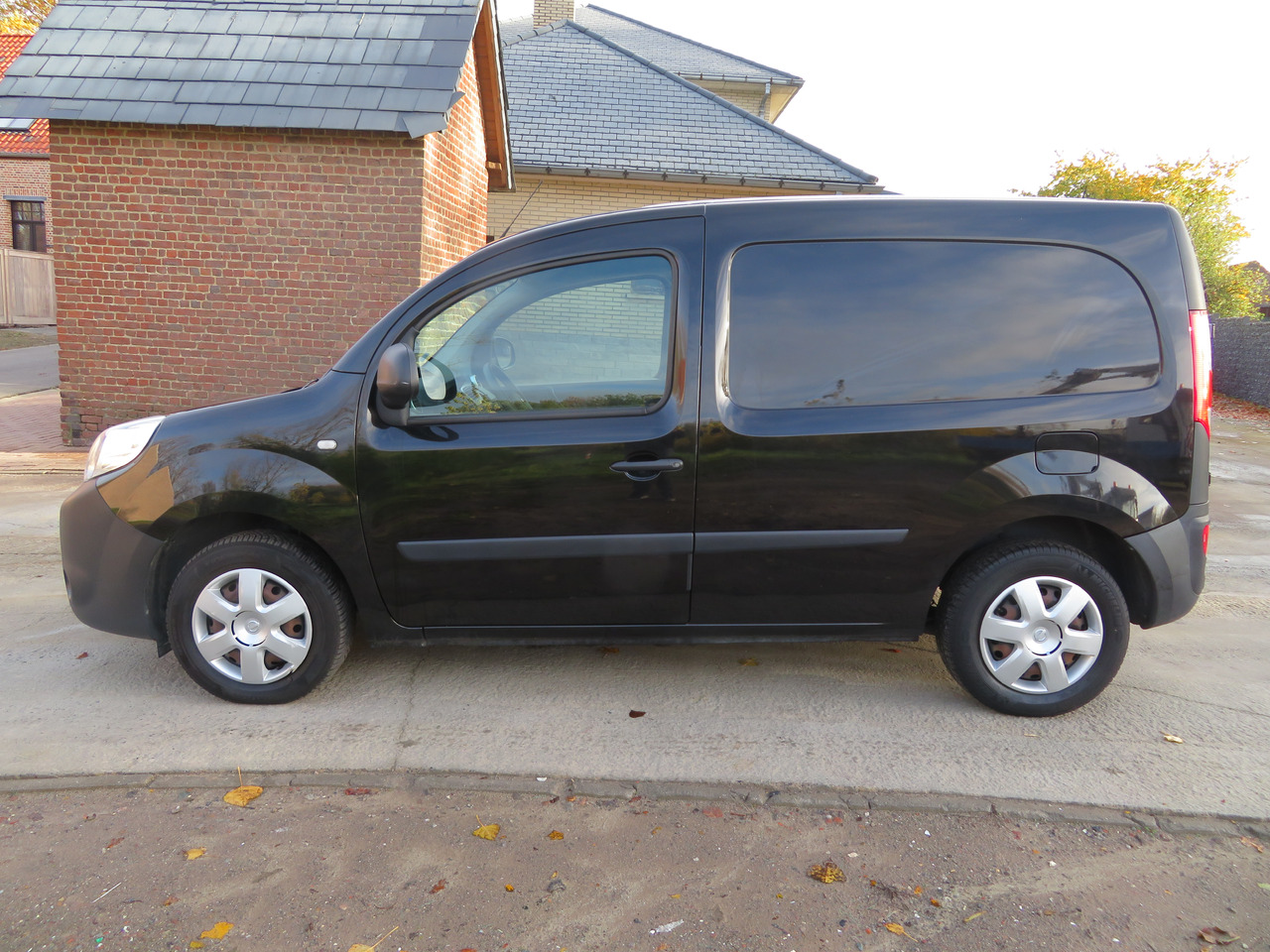 Nissan NV250 1.5dCi - Små skåpbil: bild 4 Nissan NV250 1.5dCi - Små skåpbil: bild 4