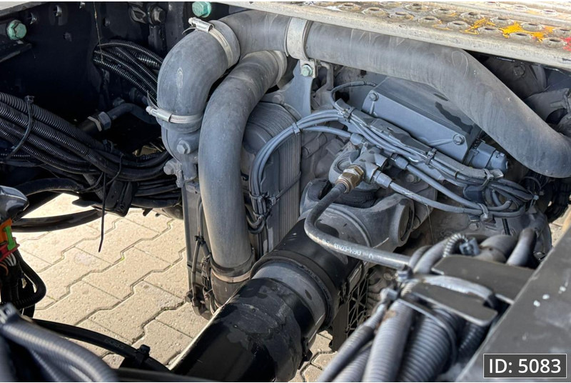 MAN TGX 18.500 XLX, Euro 6, / Retarder / 2 Tanks, Intarder - Dragbil: bild 5 MAN TGX 18.500 XLX, Euro 6, / Retarder / 2 Tanks, Intarder - Dragbil: bild 5