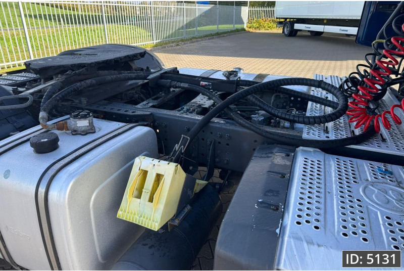 Mercedes-Benz Actros 1848 BigSpace, Euro 6, / Retarder / Standklima / Hydraulics / MP5, Intarder - Dragbil: bild 5 Mercedes-Benz Actros 1848 BigSpace, Euro 6, / Retarder / Standklima / Hydraulics / MP5, Intarder - Dragbil: bild 5