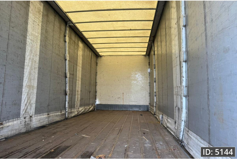 Scania P230 Day Cab, Euro 5, / Manual / 750x248x260 / DHOLLANDIA - Kapellbil: bild 5 Scania P230 Day Cab, Euro 5, / Manual / 750x248x260 / DHOLLANDIA - Kapellbil: bild 5