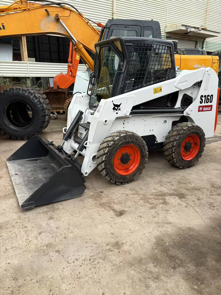 BOBCAT Skid Steer Loader S160 - Kompaktlastare/ Slirstyrda lastare: bild 5 BOBCAT Skid Steer Loader S160 - Kompaktlastare/ Slirstyrda lastare: bild 5