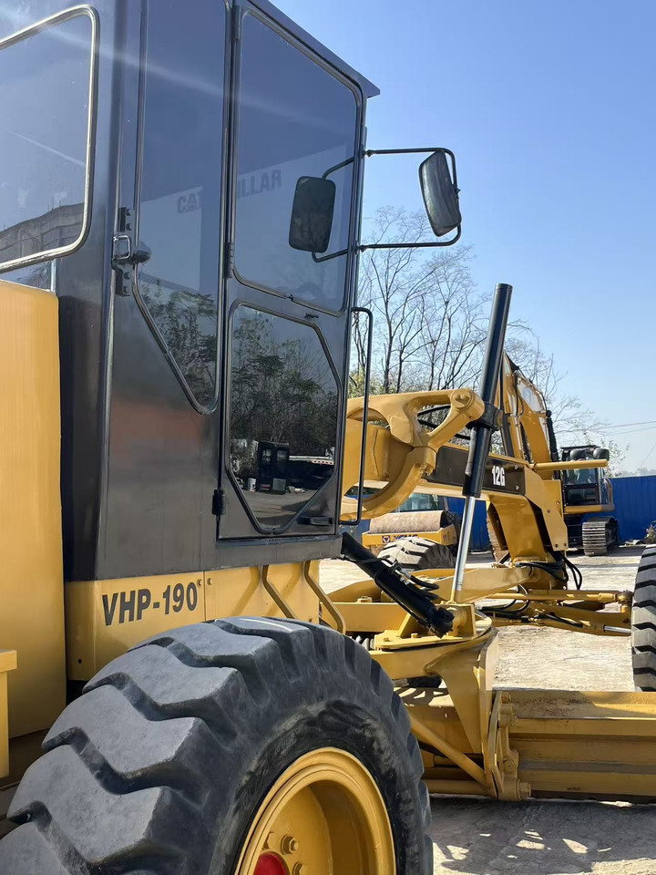 CATERPILLAR 12G Grader Click Here for Discount - Väghyvel: bild 4 CATERPILLAR 12G Grader Click Here for Discount - Väghyvel: bild 4