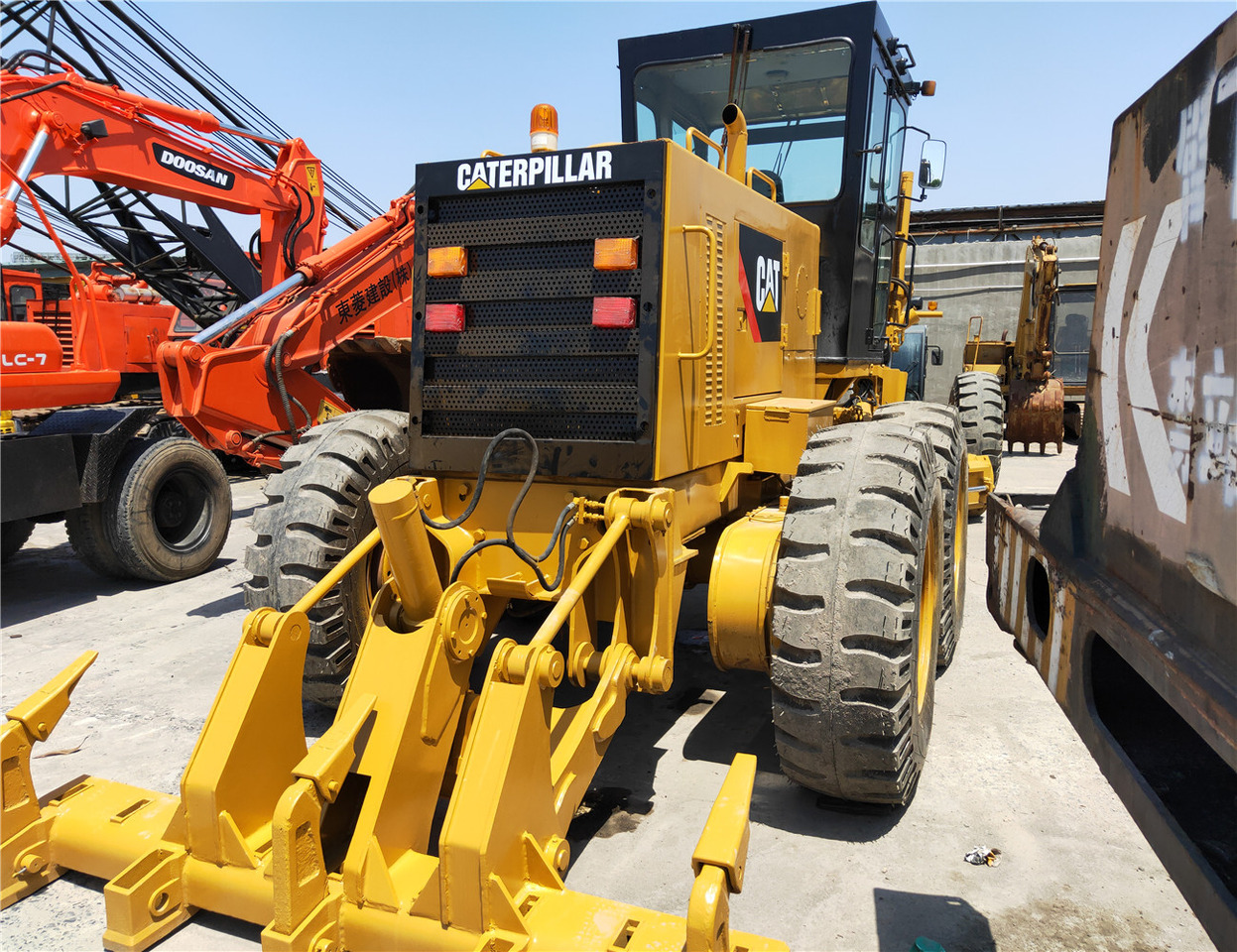 CATERPILLAR 140H CAT Grader Click Here for DIscount - Väghyvel: bild 3 CATERPILLAR 140H CAT Grader Click Here for DIscount - Väghyvel: bild 3