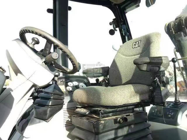CATERPILLAR Backhoe Loader 420F Click Here for Discount - Grävlastare: bild 5 CATERPILLAR Backhoe Loader 420F Click Here for Discount - Grävlastare: bild 5