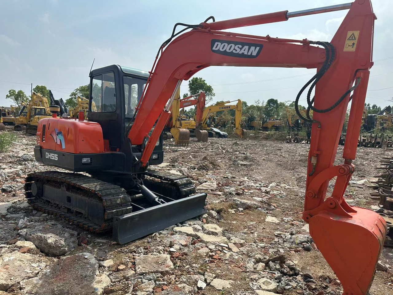 Doosan DH55 Mini Excavator Click for Discount - Minigrävmaskin: bild 2 Doosan DH55 Mini Excavator Click for Discount - Minigrävmaskin: bild 2