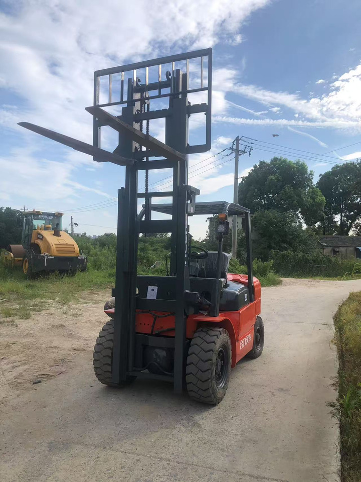 HELI 5Ton Forklift - Dieseltruck: bild 4 HELI 5Ton Forklift - Dieseltruck: bild 4