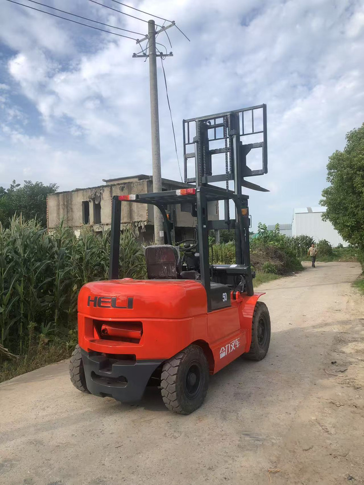 HELI 5Ton Forklift - Dieseltruck: bild 2 HELI 5Ton Forklift - Dieseltruck: bild 2