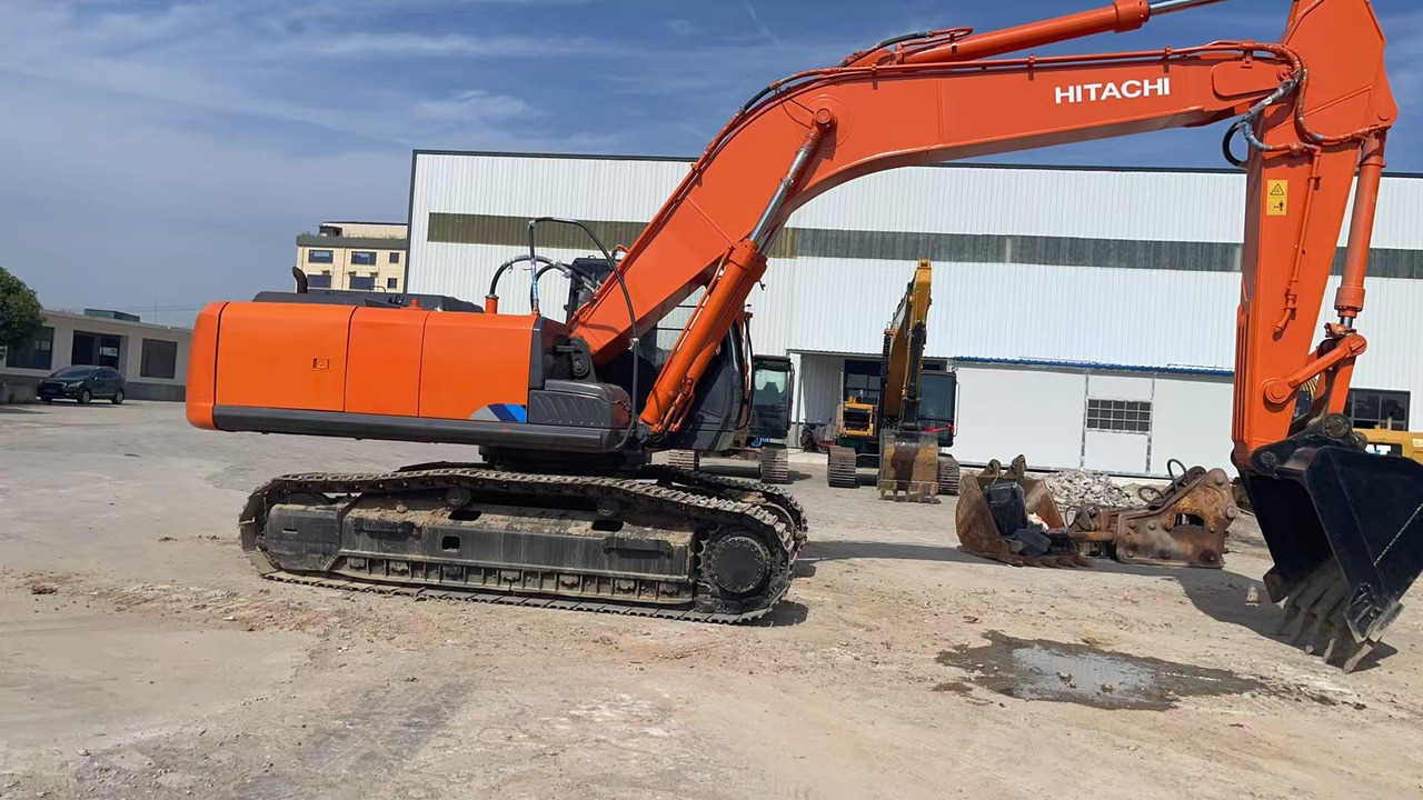 HITACHI ZX350-3G Excavator | Zero Final Drive Issues | New Undercarriage | Super Clean - Bandgrävare: bild 1 HITACHI ZX350-3G Excavator | Zero Final Drive Issues | New Undercarriage | Super Clean - Bandgrävare: bild 1