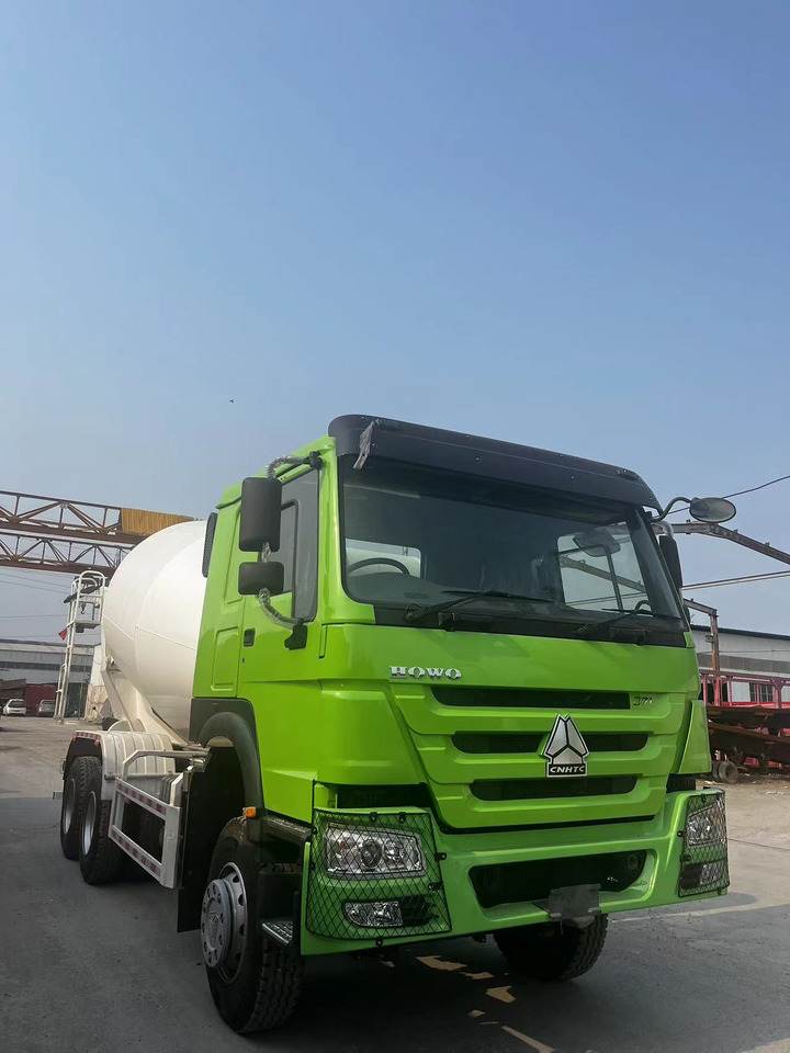 HOWO Cement Mixer Truck 6*4 - Betongbil: bild 3 HOWO Cement Mixer Truck 6*4 - Betongbil: bild 3