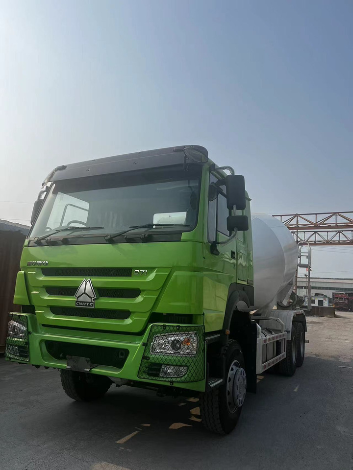 HOWO Cement Mixer Truck 6*4 - Betongbil: bild 1 HOWO Cement Mixer Truck 6*4 - Betongbil: bild 1