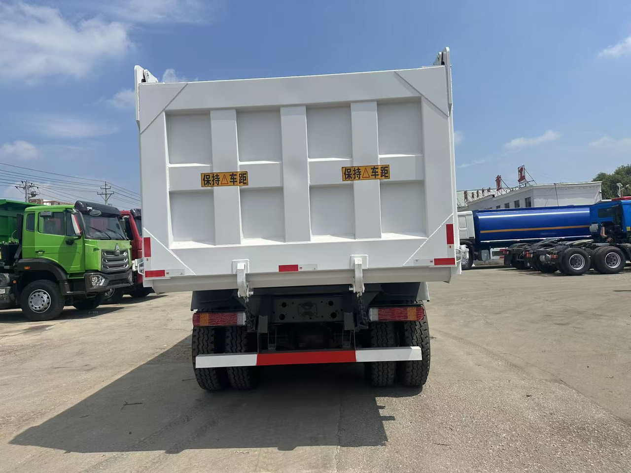Tippbil lastbil HOWO Haohan 6✖4 Dump Truck: bild 6