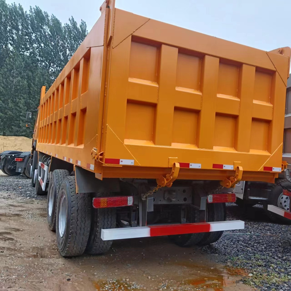 SINOTRUK 8x4 HOWO Dump Truck Click for Discount - Tippbil lastbil: bild 4 SINOTRUK 8x4 HOWO Dump Truck Click for Discount - Tippbil lastbil: bild 4