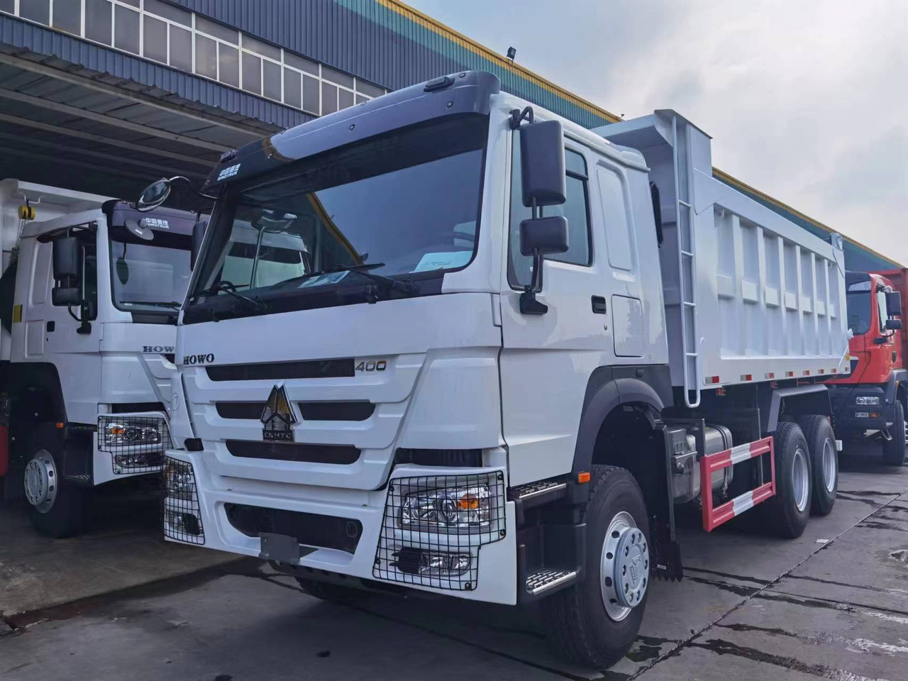 SINOTRUK HOWO 400HP Dump Truck New Brand Click for Discount - Tippbil lastbil: bild 3 SINOTRUK HOWO 400HP Dump Truck New Brand Click for Discount - Tippbil lastbil: bild 3