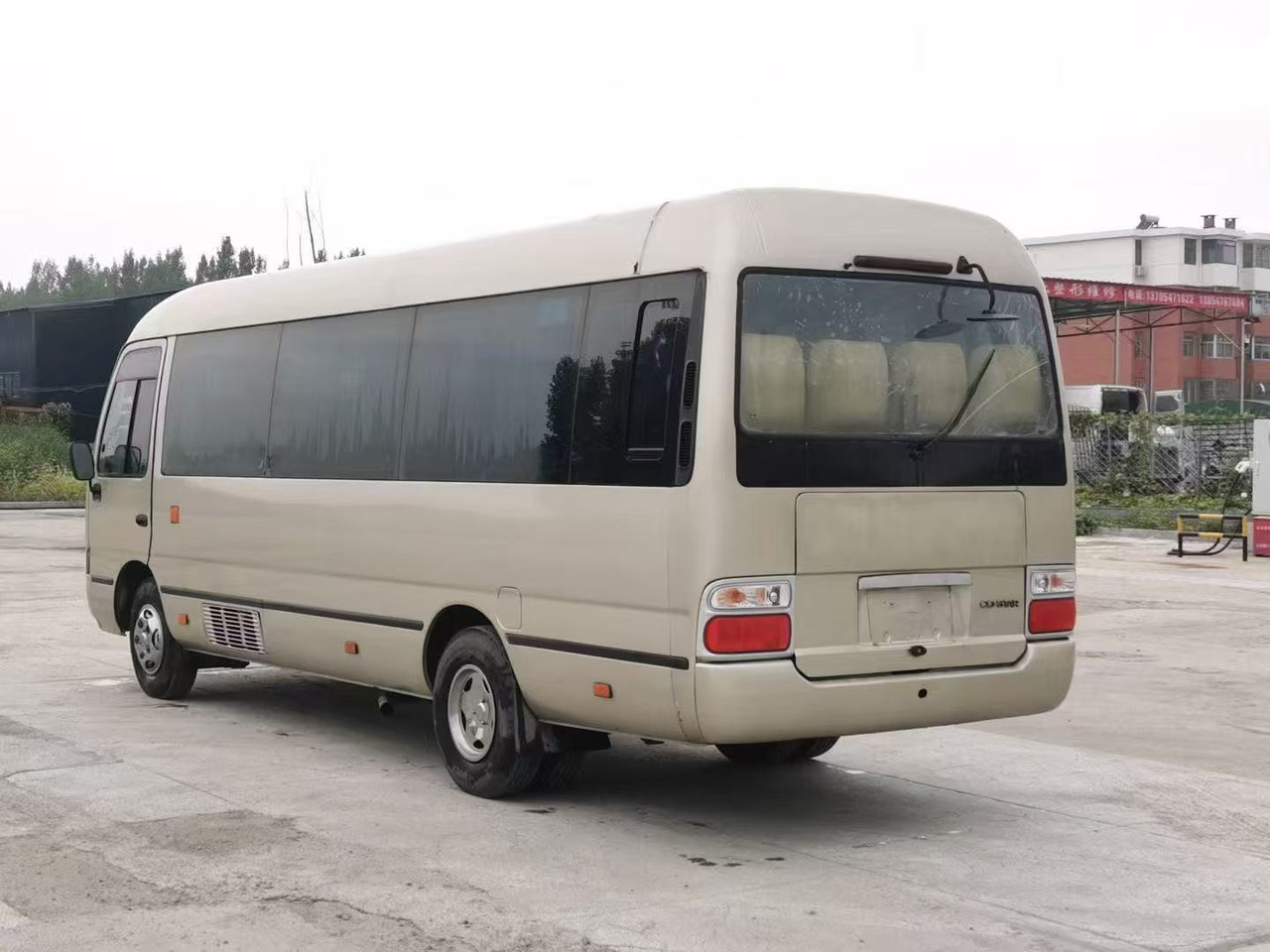 TOYOTA Coaster Mini Bus Good Conditon Automatic Doors Negotiable - Minibuss, Persontransport: bild 4 TOYOTA Coaster Mini Bus Good Conditon Automatic Doors Negotiable - Minibuss, Persontransport: bild 4