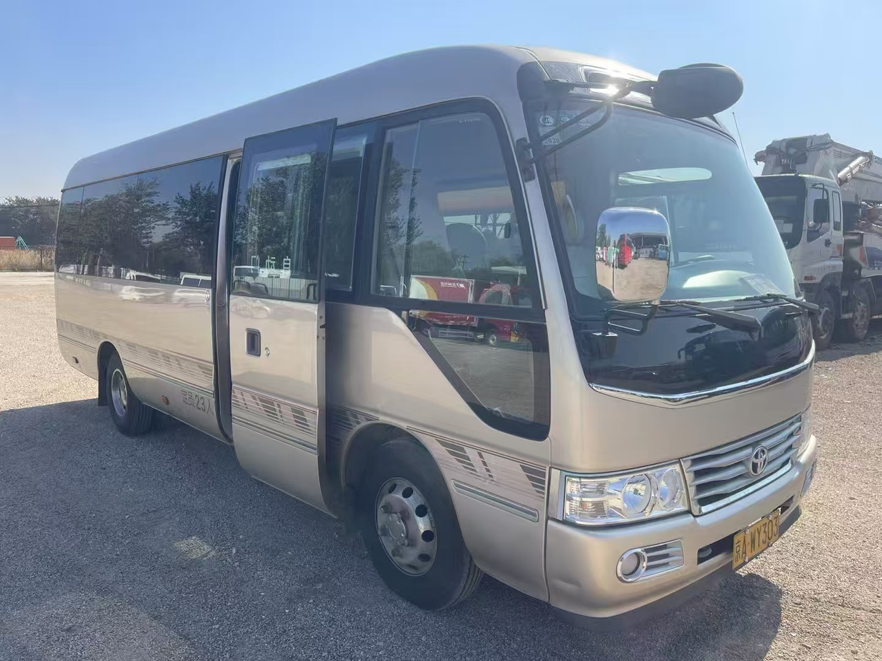 TOYOTA Mini Bus 23 Seats Click Here for Discount - Turistbuss: bild 1 TOYOTA Mini Bus 23 Seats Click Here for Discount - Turistbuss: bild 1