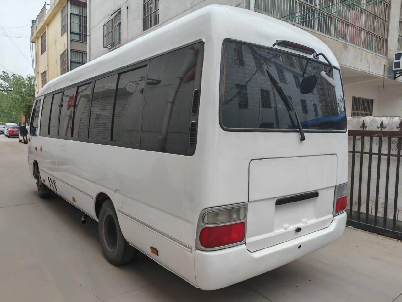TOYOTA Mini Bus 27 Seats Low Km Click for Discount - Turistbuss: bild 5 TOYOTA Mini Bus 27 Seats Low Km Click for Discount - Turistbuss: bild 5