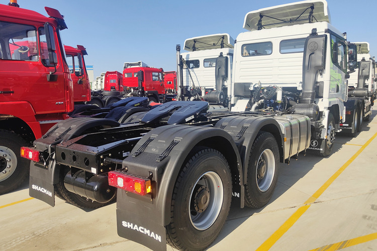 SHACMAN Second Hand Shacman Tractor Trailer for Sale in Malawi - Dragbil: bild 4 SHACMAN Second Hand Shacman Tractor Trailer for Sale in Malawi - Dragbil: bild 4