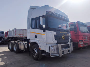 SHACMAN Shacman Trailer Truck for Sale in Sierra Leone - Dragbil: bild 1 SHACMAN Shacman Trailer Truck for Sale in Sierra Leone - Dragbil: bild 1