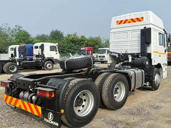 SHACMAN Shacman Truck Head F3000 for Sale in Mali - Dragbil: bild 2 SHACMAN Shacman Truck Head F3000 for Sale in Mali - Dragbil: bild 2