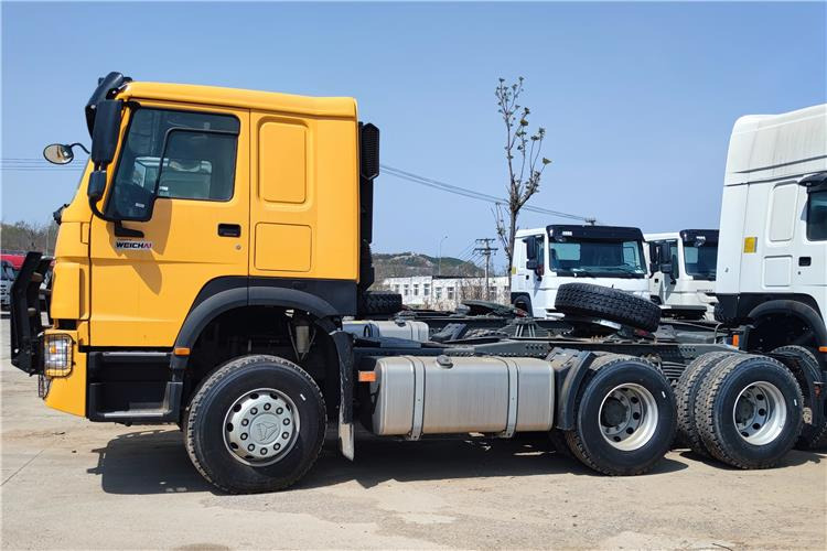 SINOTRUK CNHTC Howo Truck Tractor 400 HP 10 Wheeler for Sale In Malawi - Dragbil: bild 3 SINOTRUK CNHTC Howo Truck Tractor 400 HP 10 Wheeler for Sale In Malawi - Dragbil: bild 3